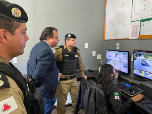 Prefeitura Municipal, Polícia Militar e Consep inauguram o Sistema de Monitoramento Olho Vivo