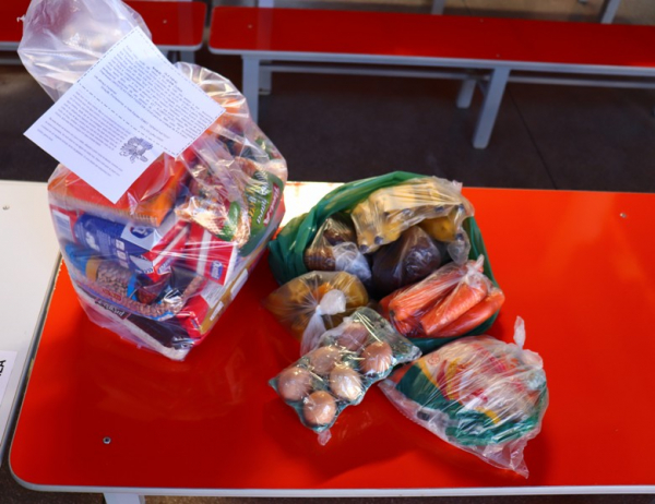 Prefeitura distribui 2ª etapa de kits de alimentos para alunos da Rede Municipal
