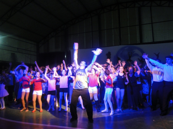 Prefeitura promove aulas de dança gratuitas