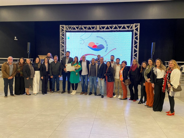 Secretária de Cultura participa de cerimônia de entrega do projeto Reviva Turismo da Secretaria de Cultura de Minas Gerais