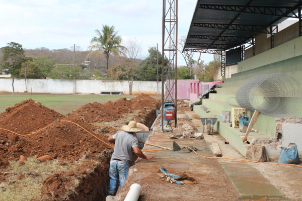 Estádio Municipal Batistão está recebendo obras