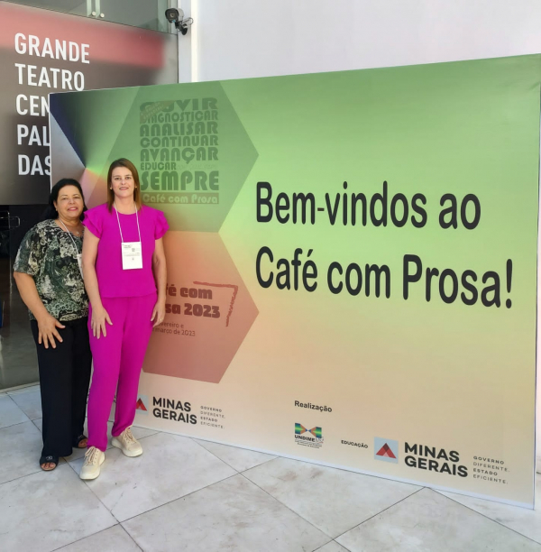 Prefeitura de Pains marca presença na 8ª edição do Café com Prosa realizado em BH